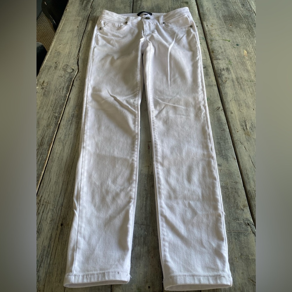 1822 white jeans size 28 style CJ2J1000A1 cut 56023